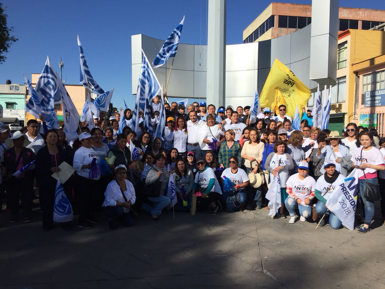 Gran aceptación de Pablo Badillo Sánchez en primeros días de campaña en Apizaco